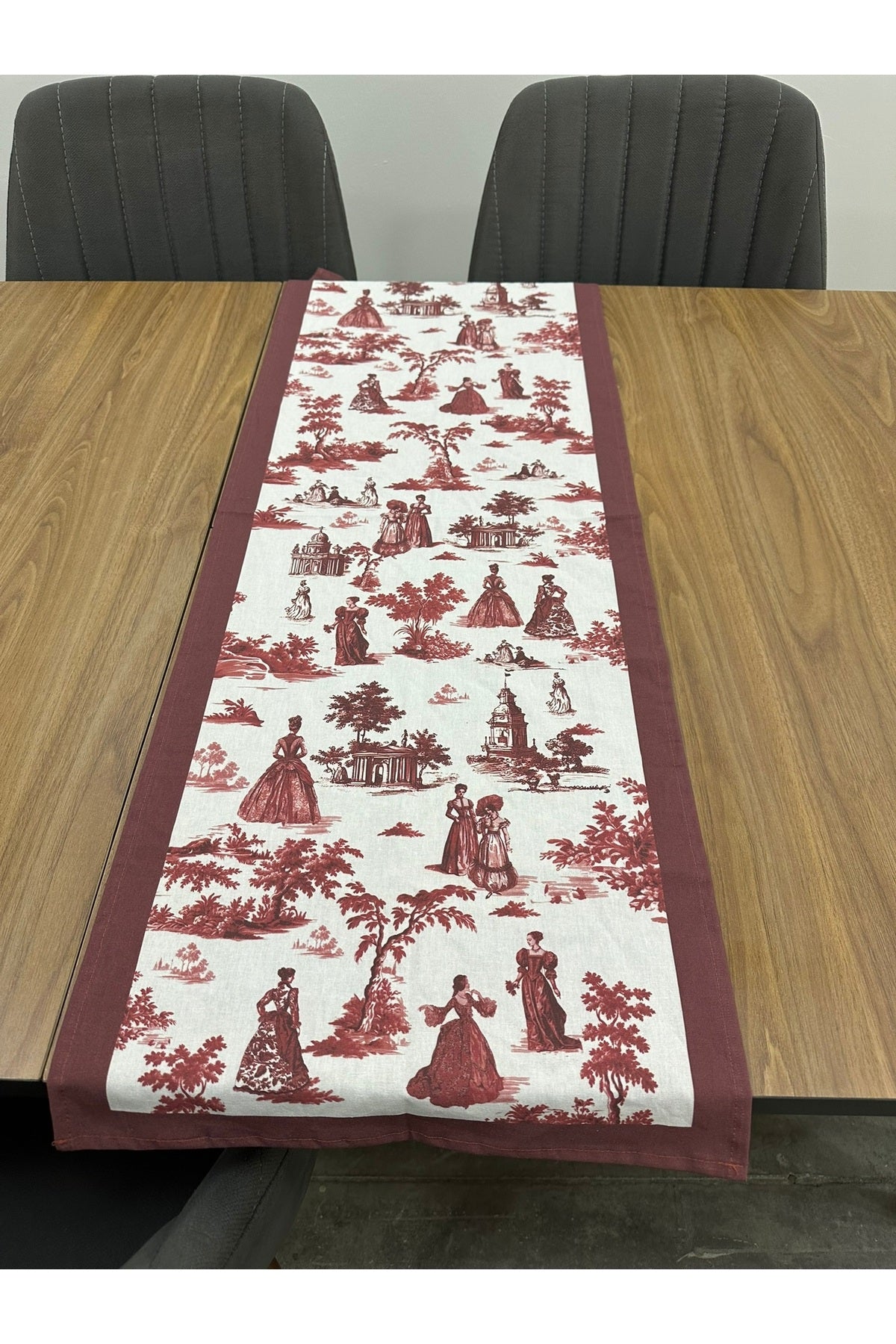 Toile De Jouy Paris Runner 40x110 cm | %100 Pamuk Dijital Baskılı Masa Örtüsü | Klasik Fransız Tarzı