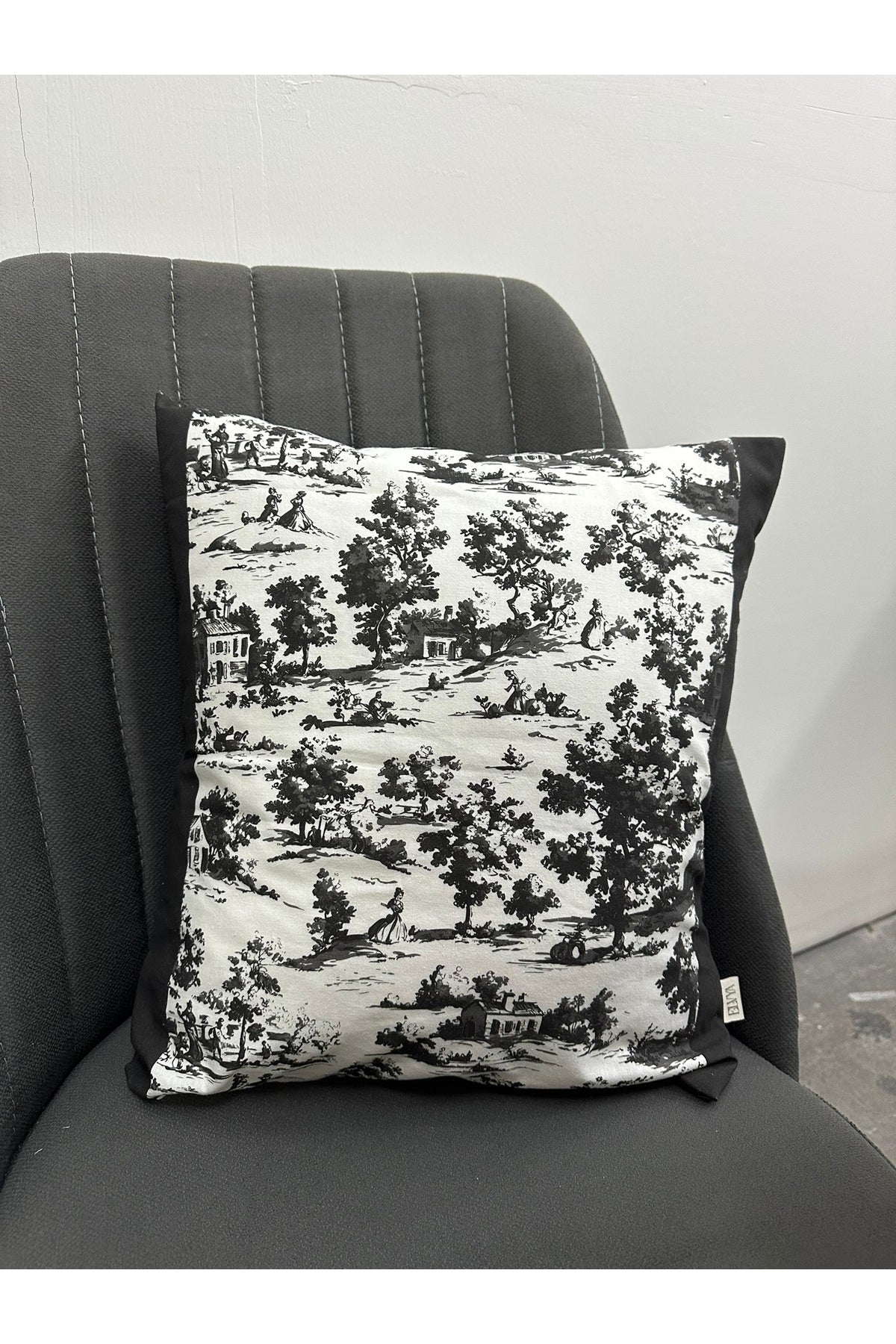 Toile De Jouy Monet Kırlent Kılıfı 43x43 cm | %100 Pamuk Dijital Baskılı | Country Tarzı Fransız Dek