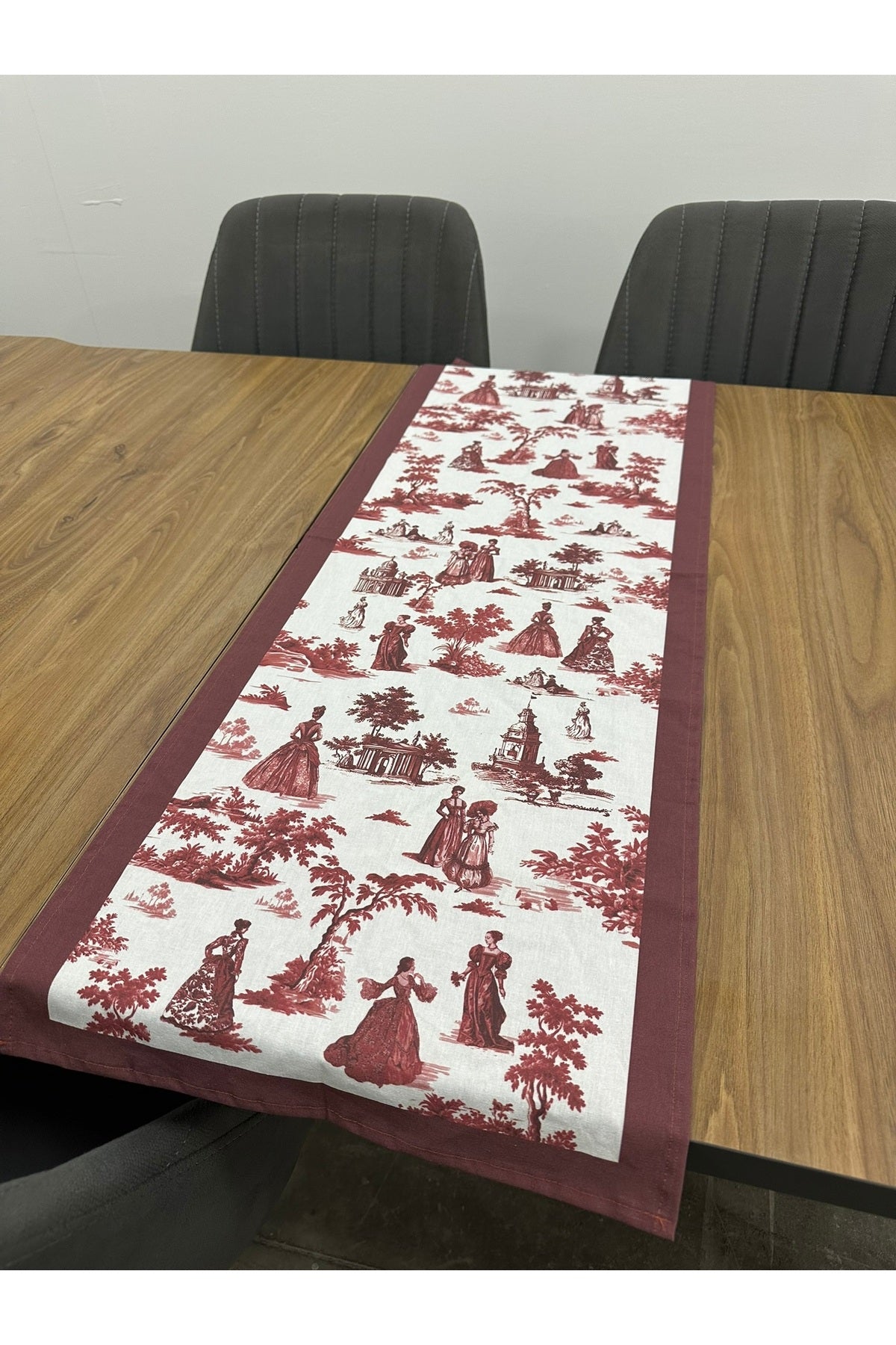 Toile De Jouy Paris Runner 40x110 cm | %100 Pamuk Dijital Baskılı Masa Örtüsü | Klasik Fransız Tarzı