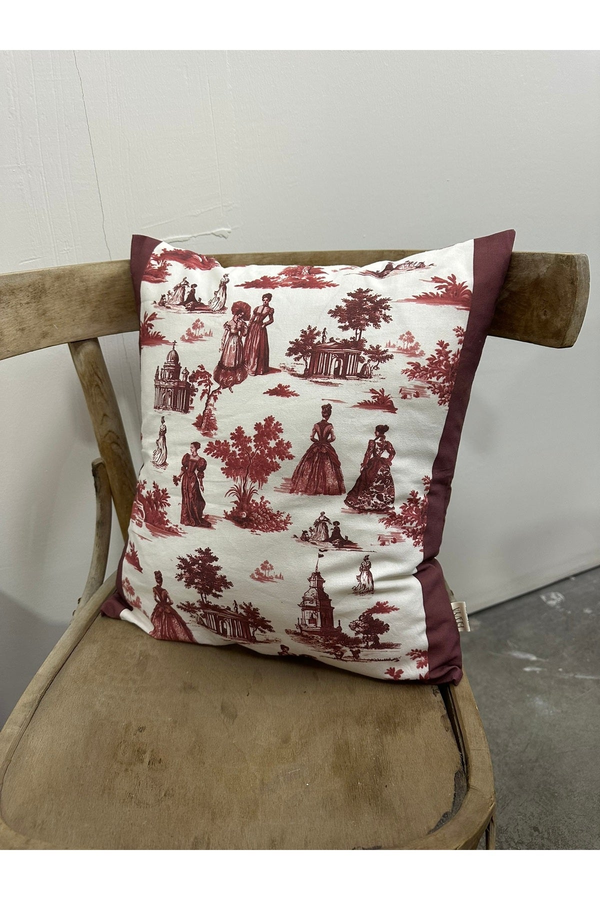 Toile De Jouy Paris Kırlent Kılıfı 43x43 cm | %100 Pamuk Dijital Baskılı | Klasik Fransız Tarzı Deko