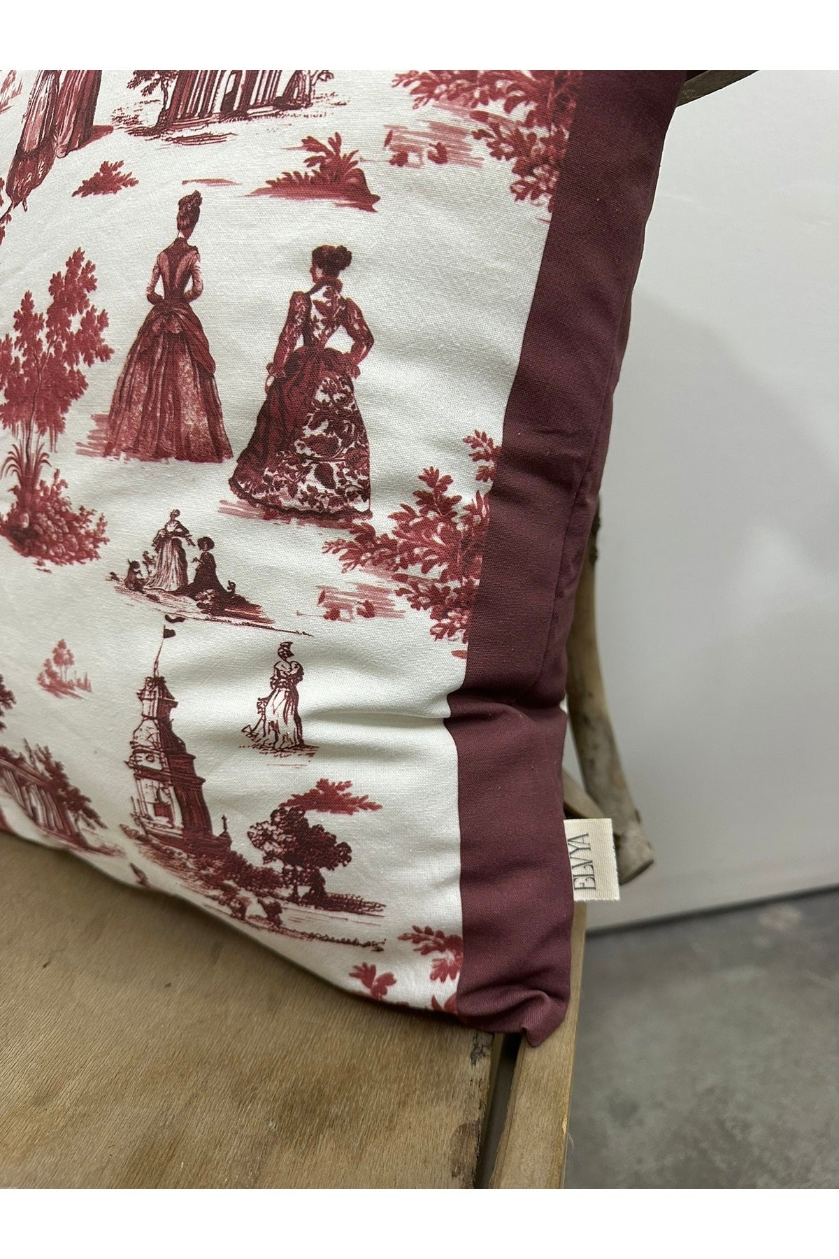 Toile De Jouy Paris Kırlent Kılıfı 43x43 cm | %100 Pamuk Dijital Baskılı | Klasik Fransız Tarzı Deko