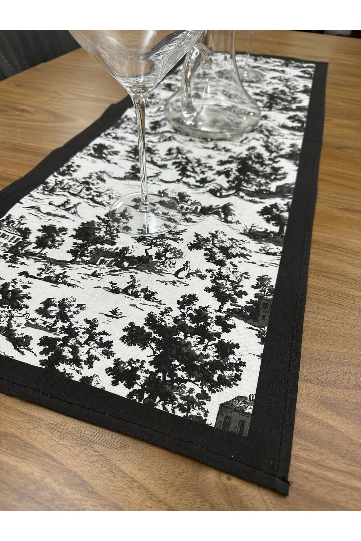 Toile De Jouy Monet Runner 40x110 cm | %100 Pamuk Dijital Baskılı Masa Örtüsü | Country Tarzı Fransı